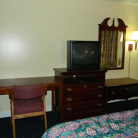 Fairfax Motel 로어노크래피드 객실 사진