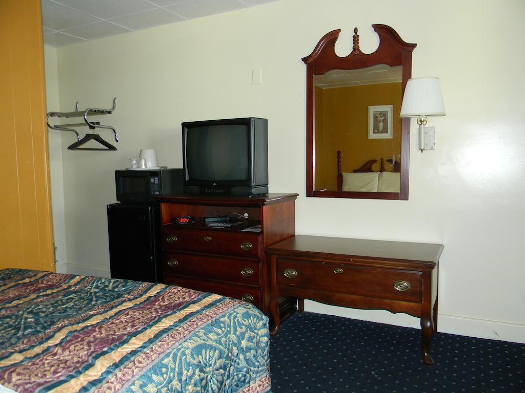 Fairfax Motel 로어노크래피드 객실 사진