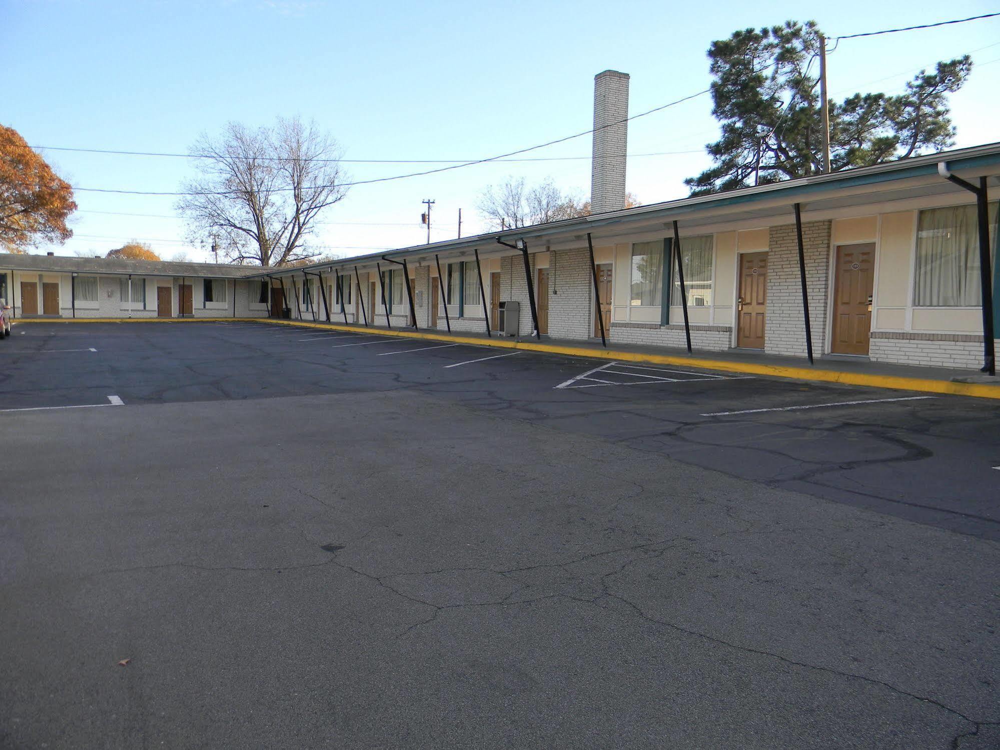 Fairfax Motel 로어노크래피드 외부 사진